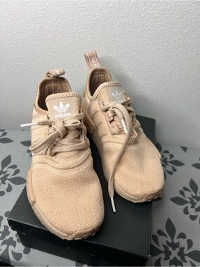 adidas women Tan Knit Sneaker with White Logou